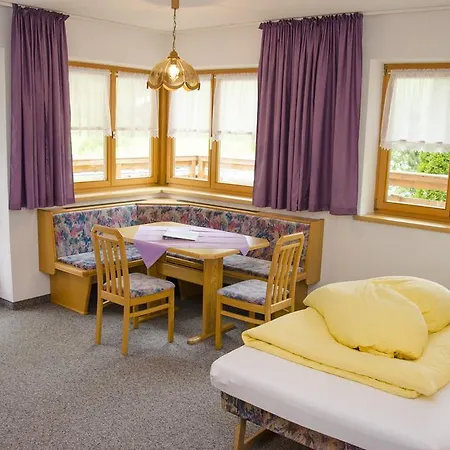 Pezza Lischa Apartment Kappl  Room photo