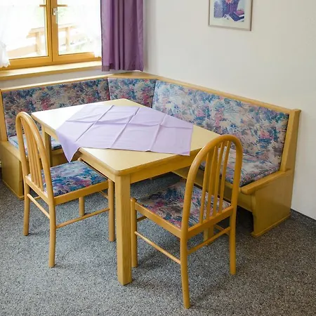 Pezza Lischa Apartment Kappl  Room photo