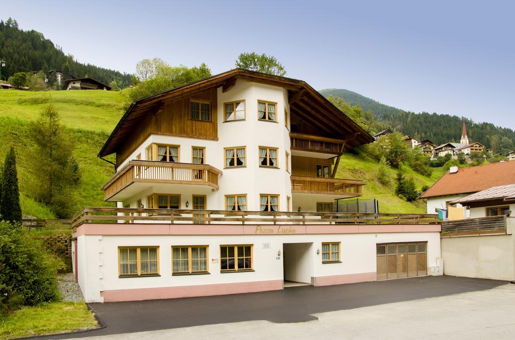 Appartement Pezza Lischa *